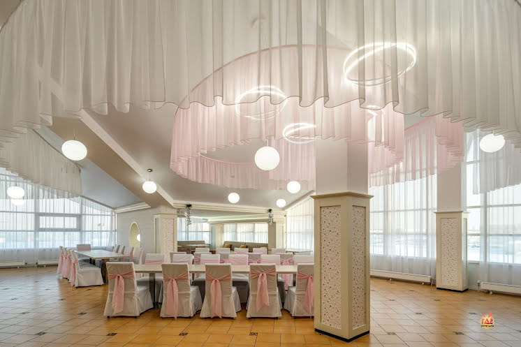 Большой банкетный зал в «Восточная околица» фотография №4