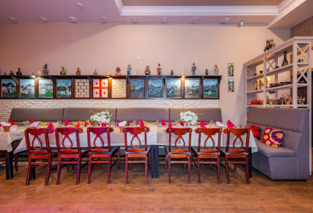 Большой зал в Малый зал