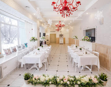  ресторан Бузина