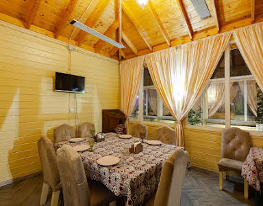  ресторан Венеция на ул. 40 лет Октября