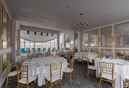 Зал "Малый панорамный" в Зал «Голубая гостиная»