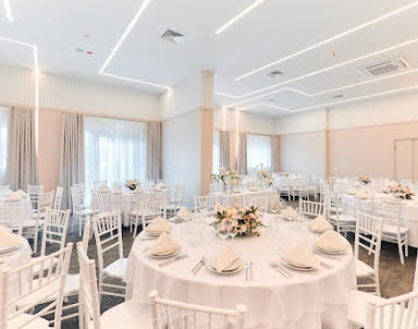  ресторан AZIMUT Сити Отель Тюмень