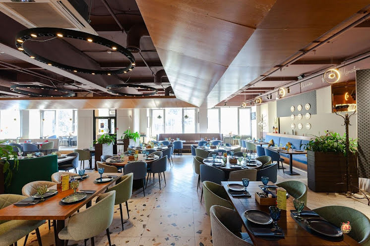 Основной зал  в «Шато Манави на Профсоюзной» фотография №17