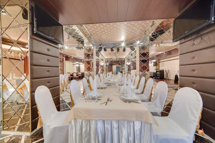 Основной зал ресторана  в «Загородный» фотография №4