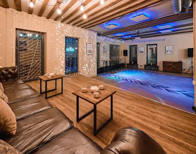  ресторан Loft Lodge на Алексеевской