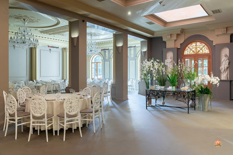 Основной зал  в «Александровский парк» фотография №8