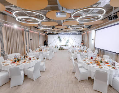  ресторан Nesterov Plaza