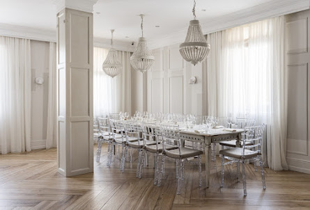 Камерный зал в Камерный зал