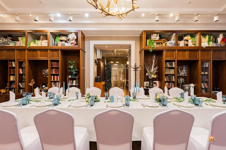 Зал "Библиотека" в «Особняк в парке Сосновка» фотография №7