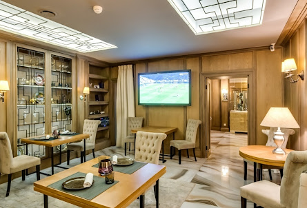 Малый зал в Малый зал