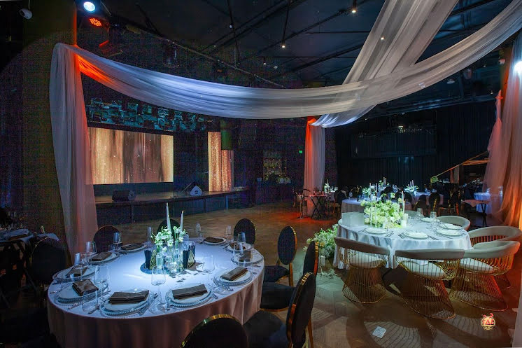 Ресторан Madison в «Madison Event Hall  & Mady» фотография №4