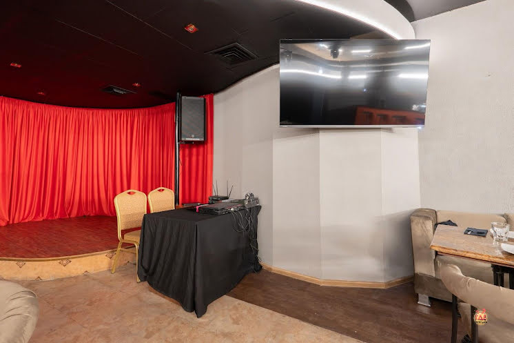 Зал "Караоке" в «Drink Space Batyr» фотография №6