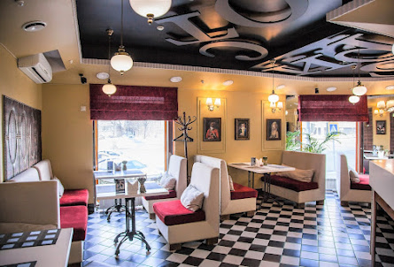 Малый зал в Малый зал