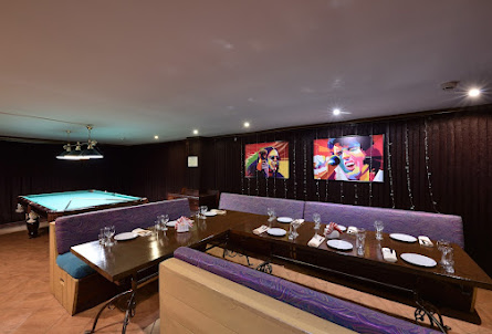 Караоке-зал «Поп-арт» в VIP-зал №2