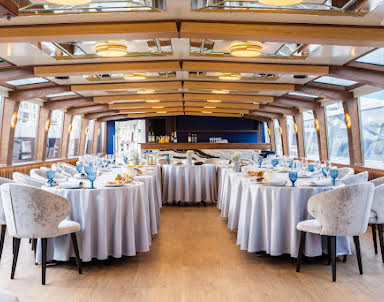 Выпускной в Теплоход "Москва 73"