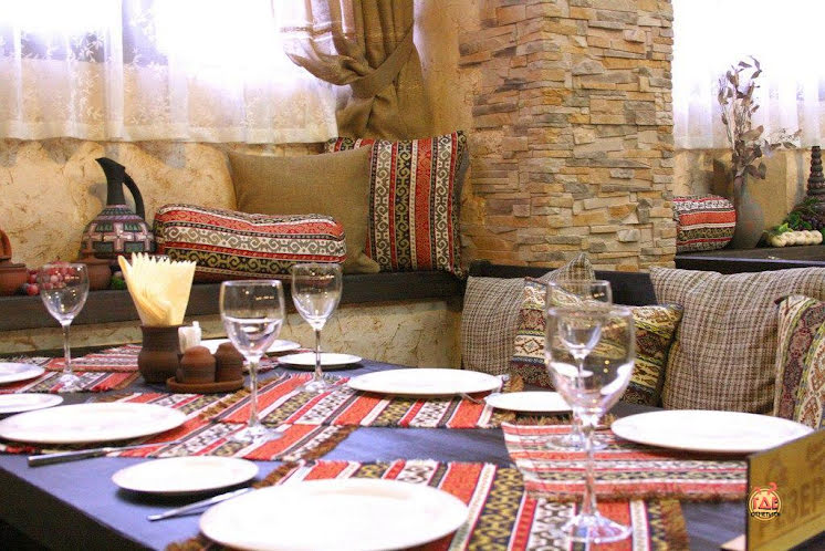 Основной зал в «Кавказская пленница» фотография №6