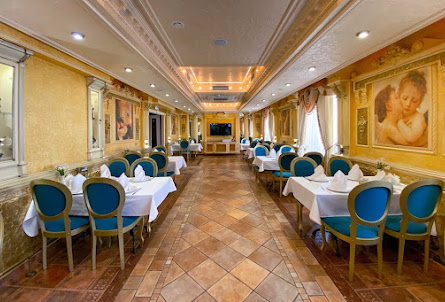 Белый зал в VIP-комната №2