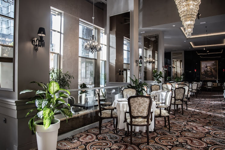 Основной зал в «Серый дом» фотография №8