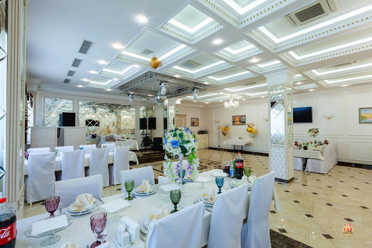 Зал на 100 человек в «Заря» фотография №2