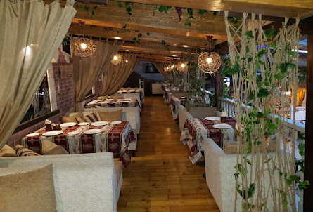 Зал на 40 человек в VIP-зал на 12 человек