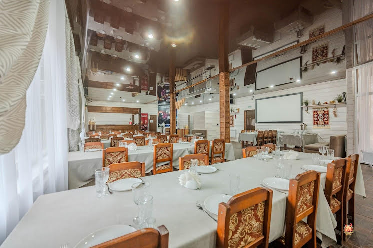 Банкетный зал в «Генацвале на Краснопольском» фотография №9