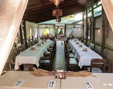  ресторан Roly-Poly