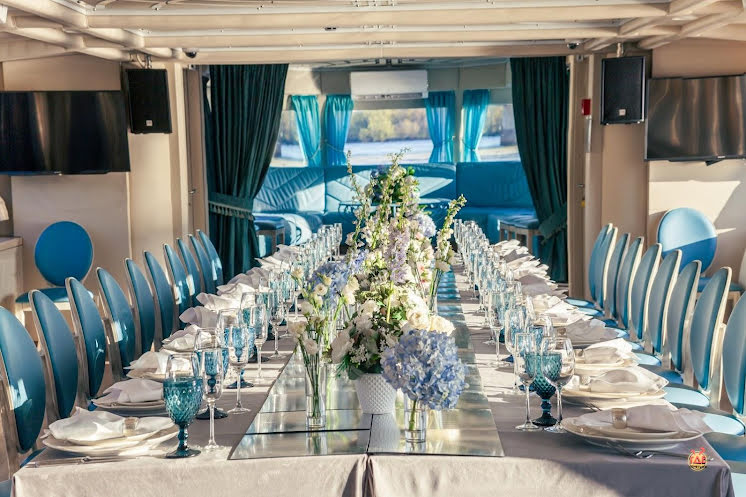 Палуба в «Теплоход "Северное сияние"» фотография №10