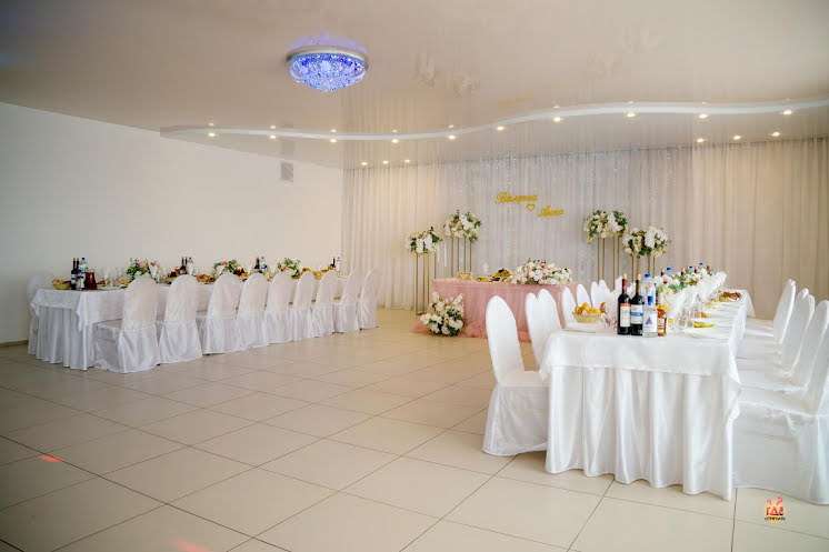 Зал «Свадебный» в «Одесса» фотография №2
