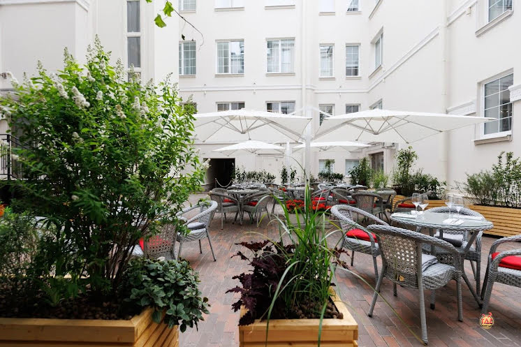 Терраса "Helen's Garden" в «Helen» фотография №1