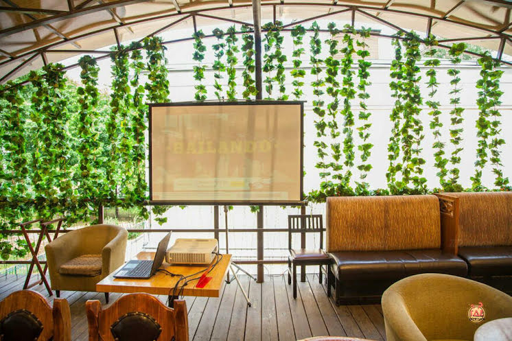 Летняя терраса  в «Сунжа» фотография №2