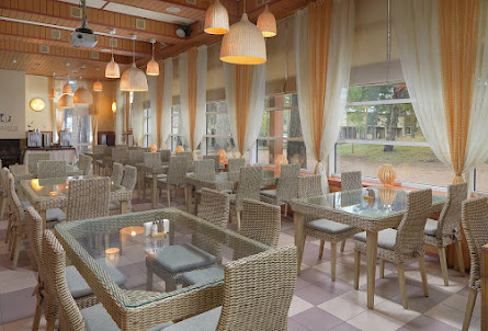 Малый зал  в Малый зал 