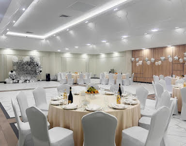  ресторан Амакс