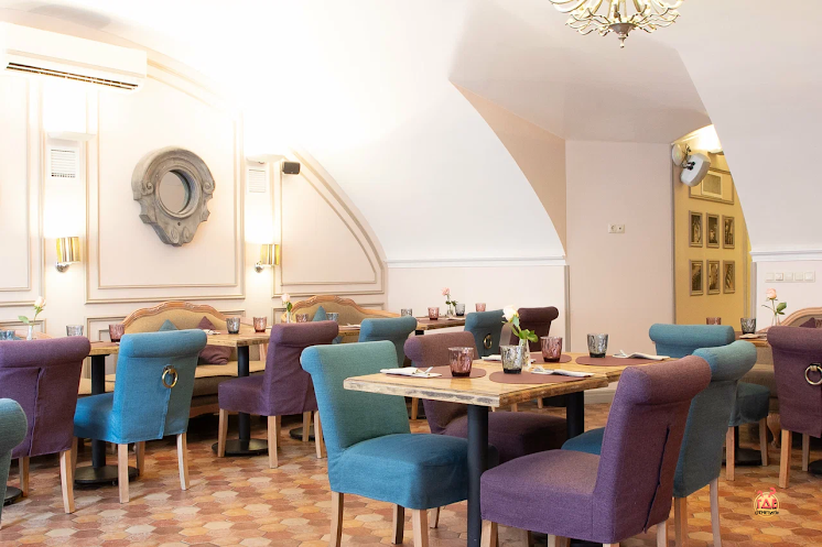 Банкетный зал в «VILLA  ASTON» фотография №12