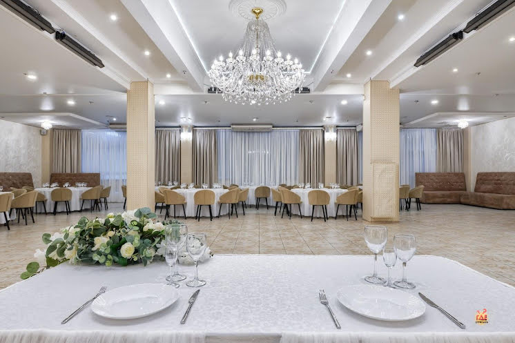 Основной зал в «РАФАЭЛЬ» фотография №18