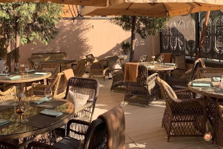 Веранда в «12 Grand Cafe» фотография №16