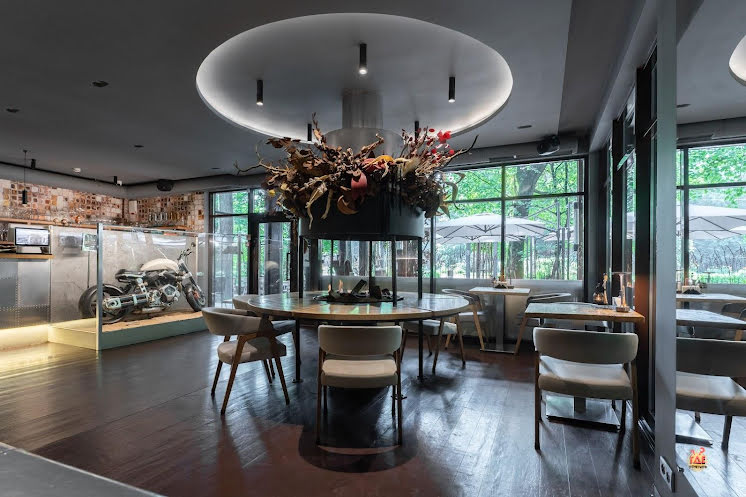 Зал ресторана  в «Fox» фотография №3