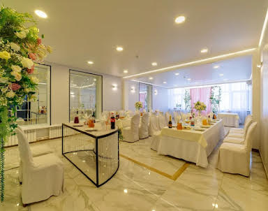  ресторан Амакс