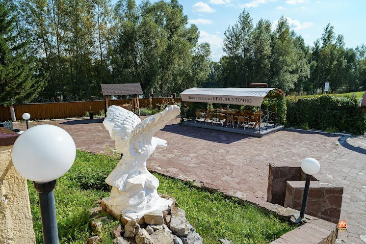 Зал "Белый" в «Круглый год» фотография №1