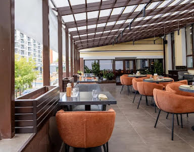  ресторан Divine на Назарбаева