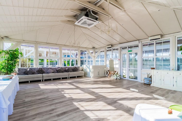 Стеклянная беседка в «Риверсайд» фотография №7