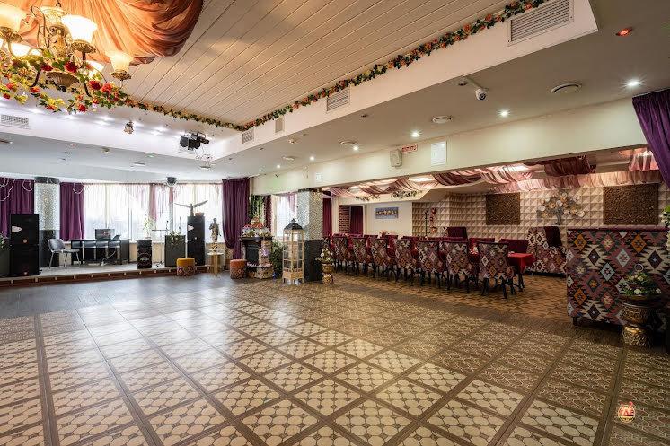 Основной зал в «Нар» фотография №6