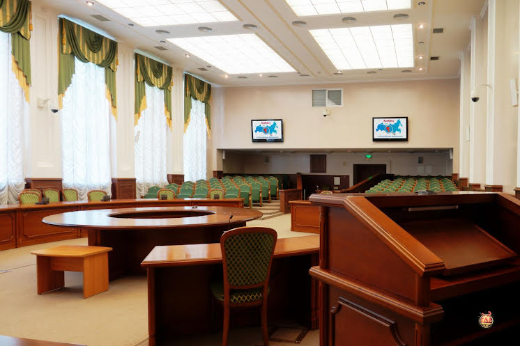 Конгресс-зал на 120 человек в «Притомье» фотография №1