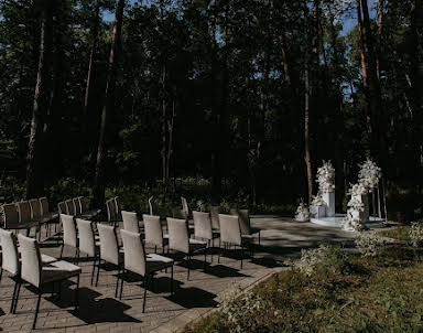  ресторан Времена года в Зеленом городе