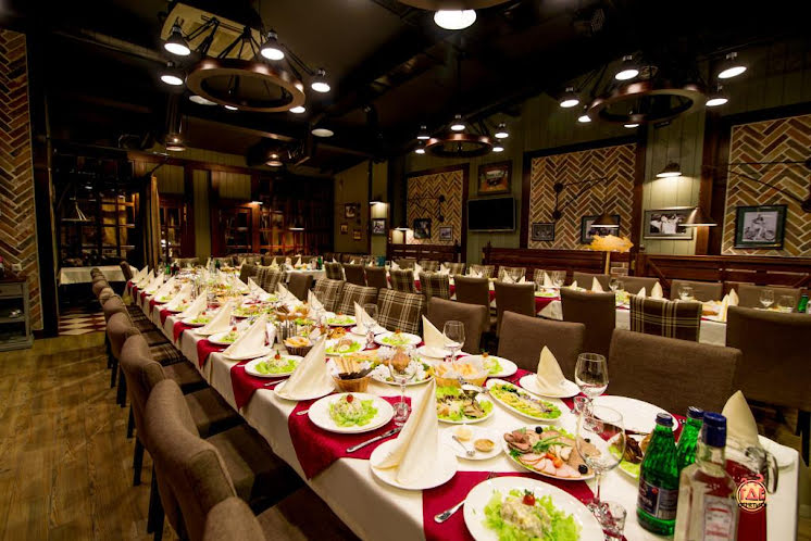 Основной зал в «Gold of Packard» фотография №18