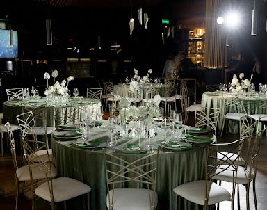  ресторан Madison Event Hall  & Mady