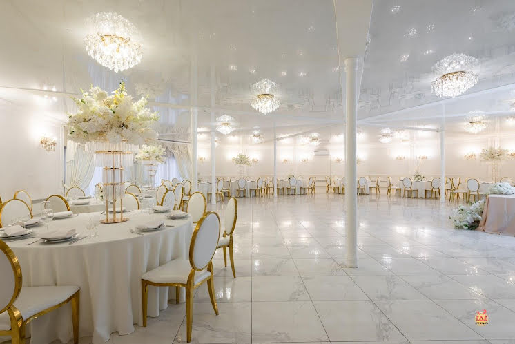 Большой зал в «БониМариЯ» фотография №11