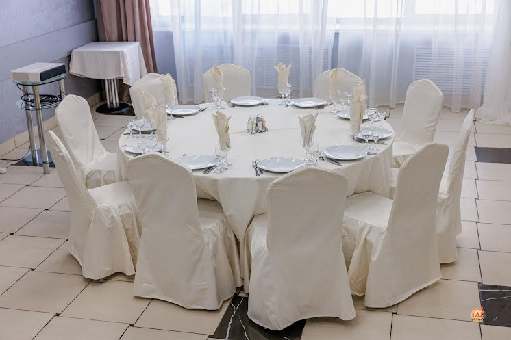 Зал «Белый холл» в «АМАКС Золотое кольцо» фотография №1