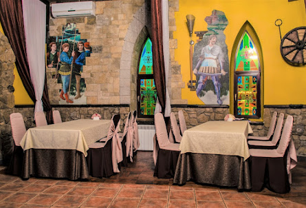 Каминный зал в Зал с бассейном