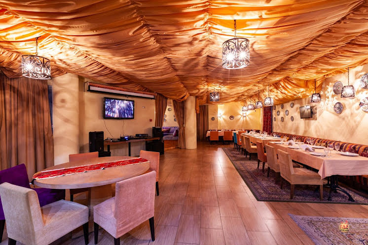 Малый зал в «Чайхана Сезам на Рябиновой» фотография №4