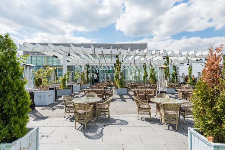 Большая веранда в «Сытый лось на Кунцево» фотография №7